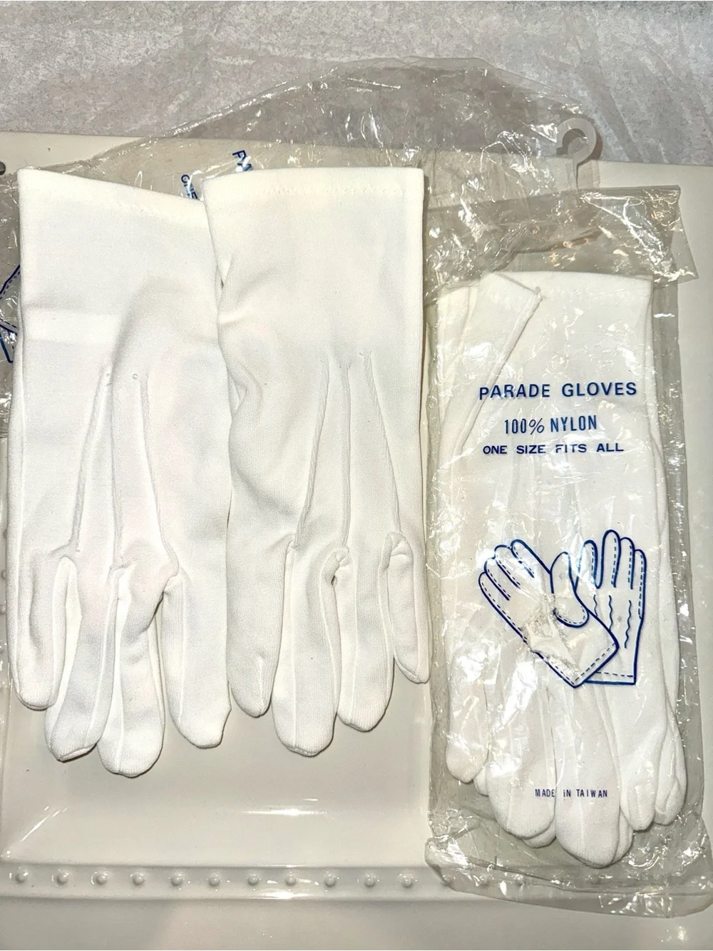 NEW Set of 2 Parade Costume Dance 100% Nylon White Dress Gloves